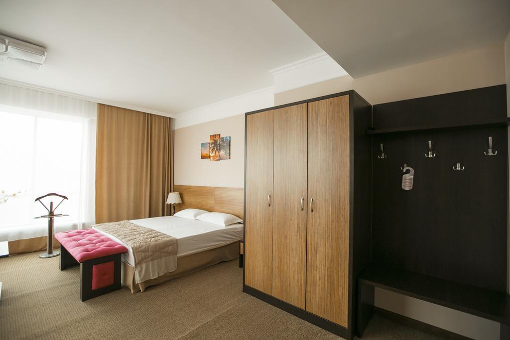 Kel Inn Hotel Астана Екстериор снимка