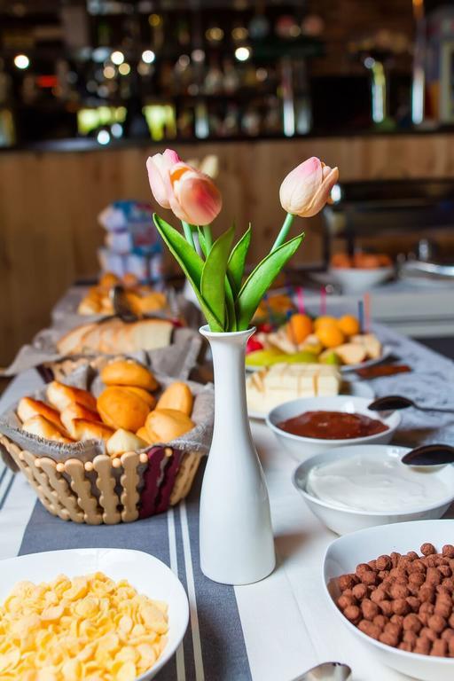 Kel Inn Hotel Астана Екстериор снимка